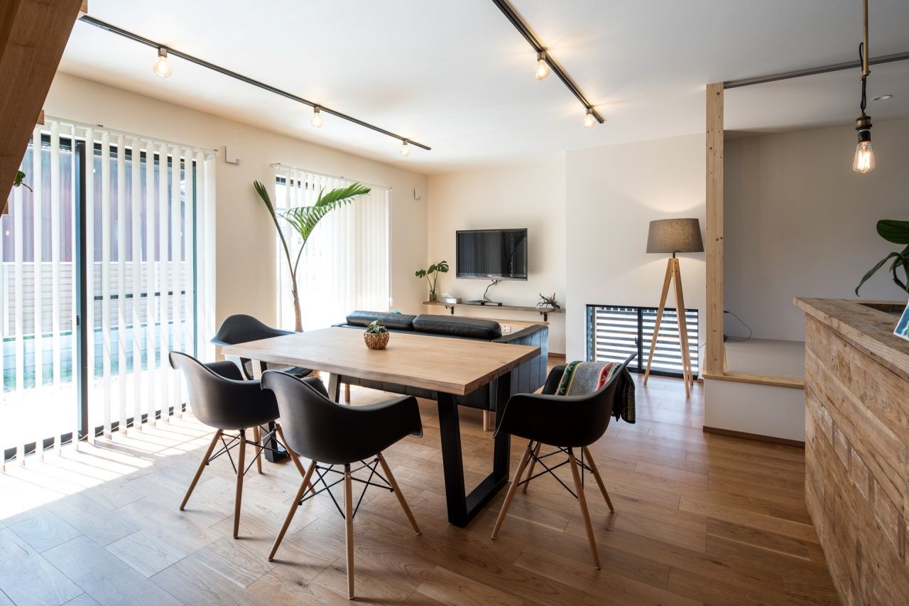 ハウスイズム建築設計事務所 【2180万円/30坪台/間取り有】自転車のまま玄関土間へ。趣味と暮らしが自然につながる、遊び心満載の家の建築実例画像4