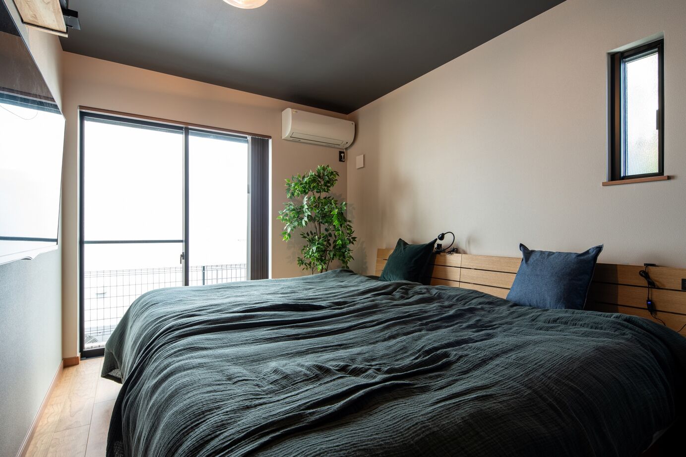 ハウスイズム建築設計事務所 【2230万円/間取り有】バイクを磨き、釣り道具を整える。ガレージで趣味に没頭できる、自分だけの秘密基地の建築実例画像17