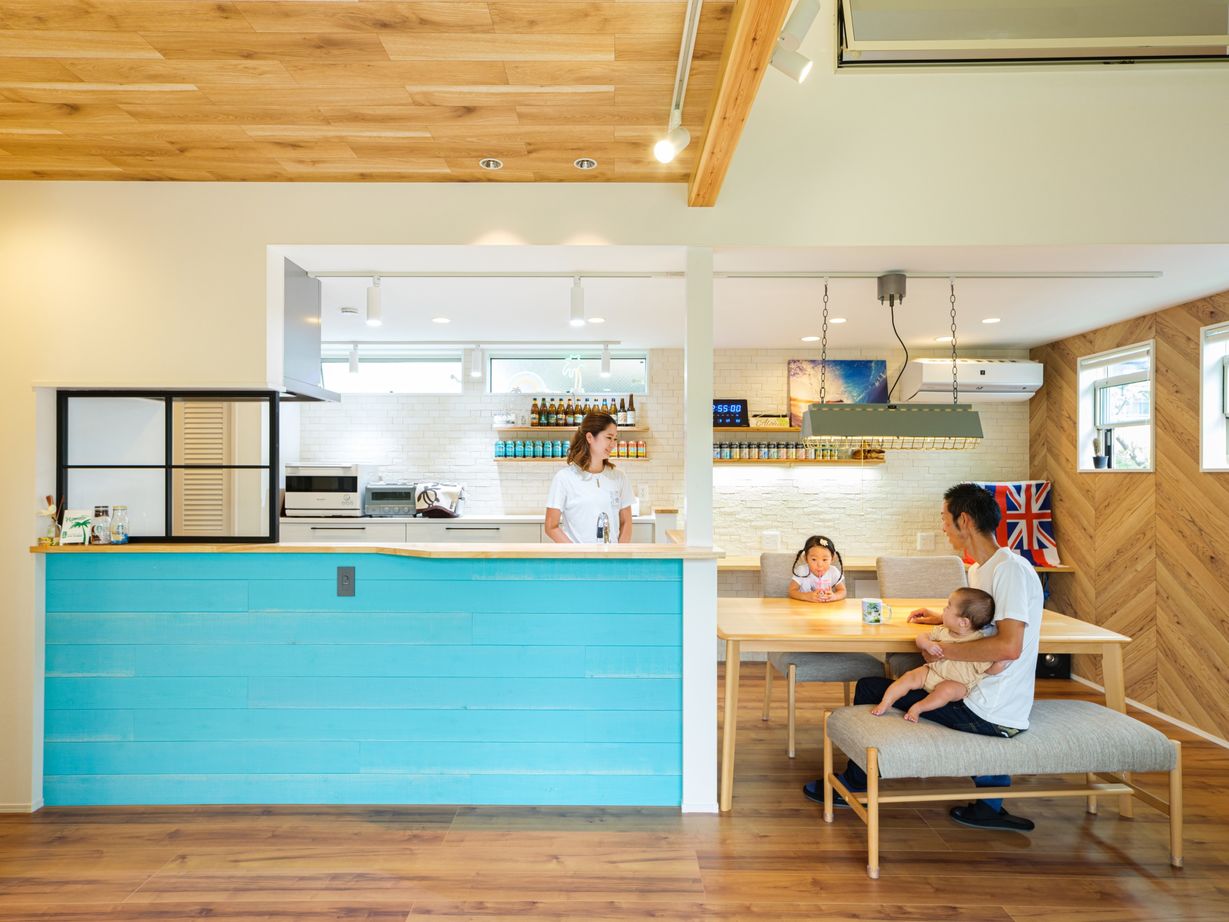 ハウスイズム建築設計事務所 【2700万円/30坪台/平屋風/間取り有】ハンモックに揺られながら、風を感じる。ウッドデッキが家族の特等席の建築実例画像5