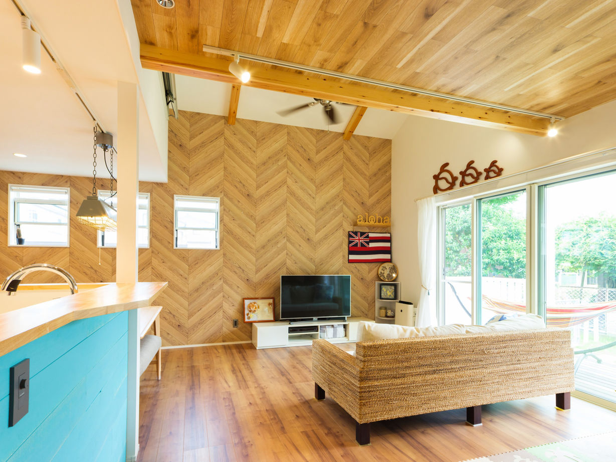 ハウスイズム建築設計事務所 【2700万円/30坪台/平屋風/間取り有】ハンモックに揺られながら、風を感じる。ウッドデッキが家族の特等席の建築実例画像8