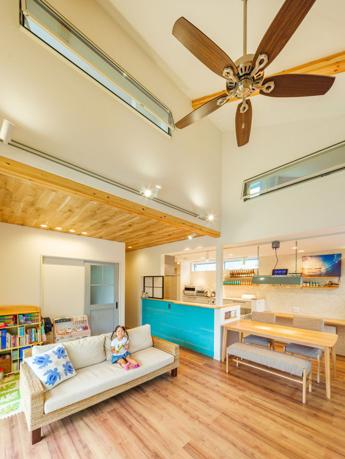 ハウスイズム建築設計事務所 【2700万円/30坪台/平屋風/間取り有】ハンモックに揺られながら、風を感じる。ウッドデッキが家族の特等席の建築実例画像9