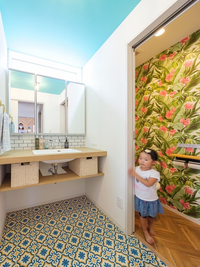 ハウスイズム建築設計事務所 【2700万円/30坪台/平屋風/間取り有】ハンモックに揺られながら、風を感じる。ウッドデッキが家族の特等席の建築実例画像13