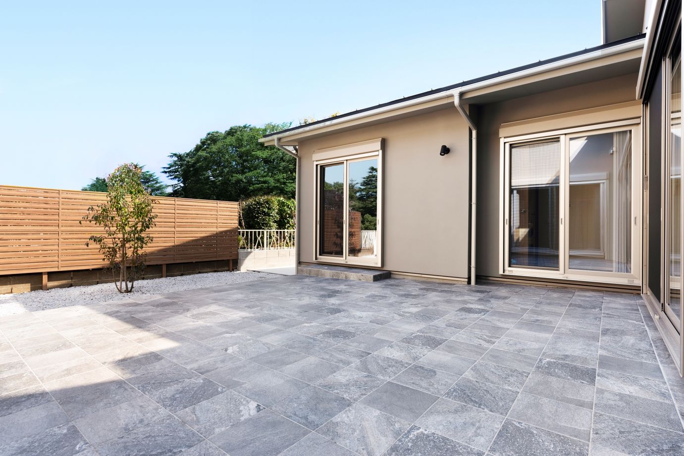 ハウスイズム建築設計事務所 【3900万円台/40坪台/間取り有】一人だけど、独りじゃない。中庭がつなぐ、心地いい夫婦の時間の建築実例画像6