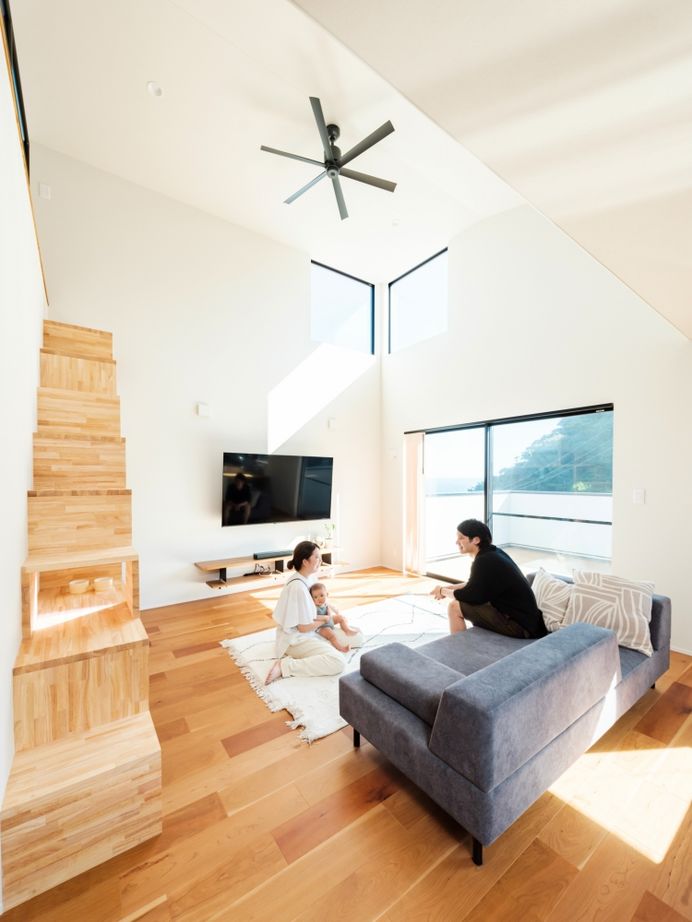 ハウスイズム建築設計事務所 【2700万円台/間取り有】焼きたてのおつまみと映画に浸る。海を一望するバルコニーで、心ほどける晩酌時間の建築実例画像2