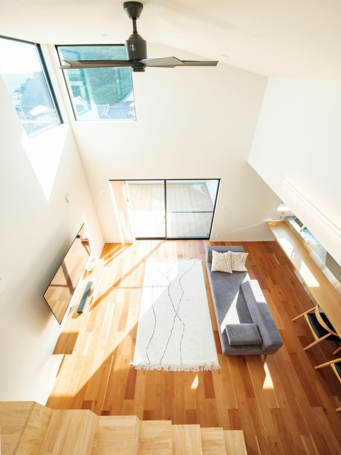 ハウスイズム建築設計事務所 【2700万円台/間取り有】焼きたてのおつまみと映画に浸る。海を一望するバルコニーで、心ほどける晩酌時間の建築実例画像14