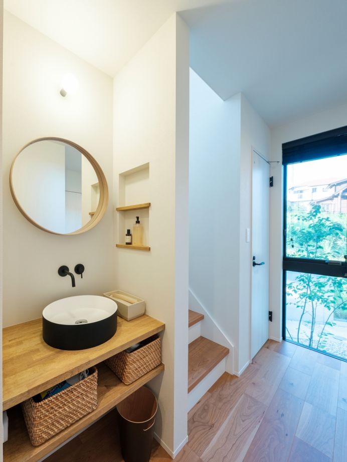 ハウスイズム建築設計事務所 【2700万円台/間取り有】焼きたてのおつまみと映画に浸る。海を一望するバルコニーで、心ほどける晩酌時間の建築実例画像16