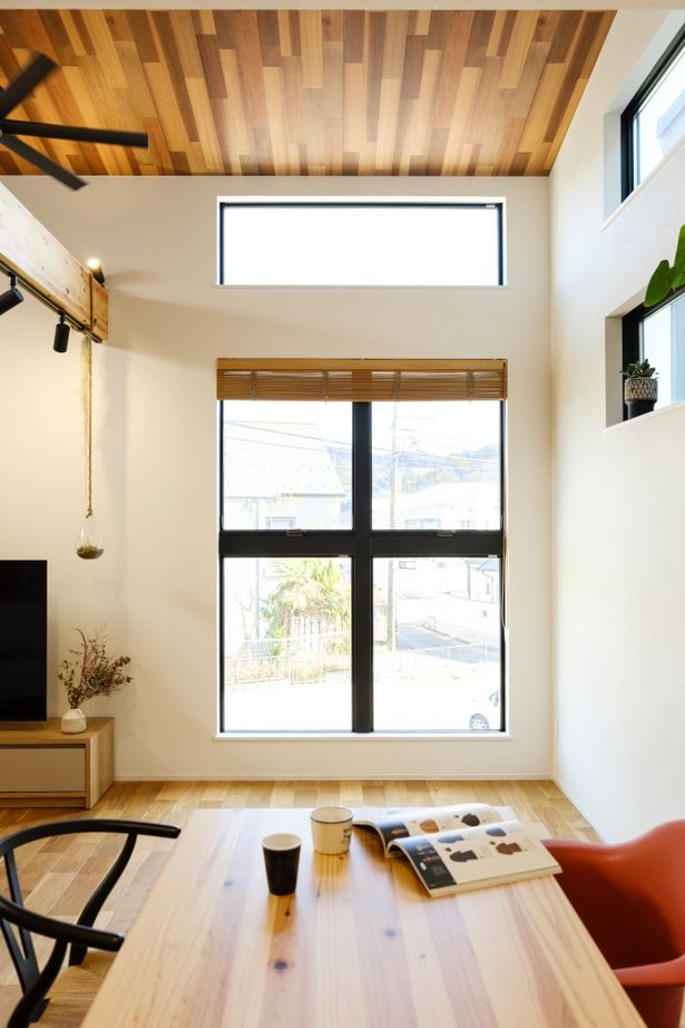 ハウスイズム建築設計事務所 【3200万円台/間取り有】おこもり感あるロフトで、映画やライブ映像を楽しむ。趣味に没頭できる特別な空間の建築実例画像6