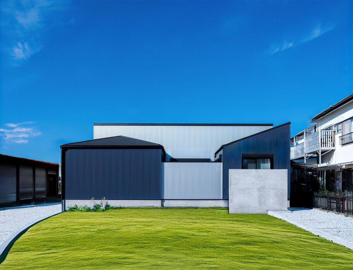 ハウスイズム建築設計事務所 【3500～3999万円/30坪台/平屋/間取り有】中庭で家族や友人とBBQやいも煮。家時間を存分に楽しむ暮らしの建築実例画像