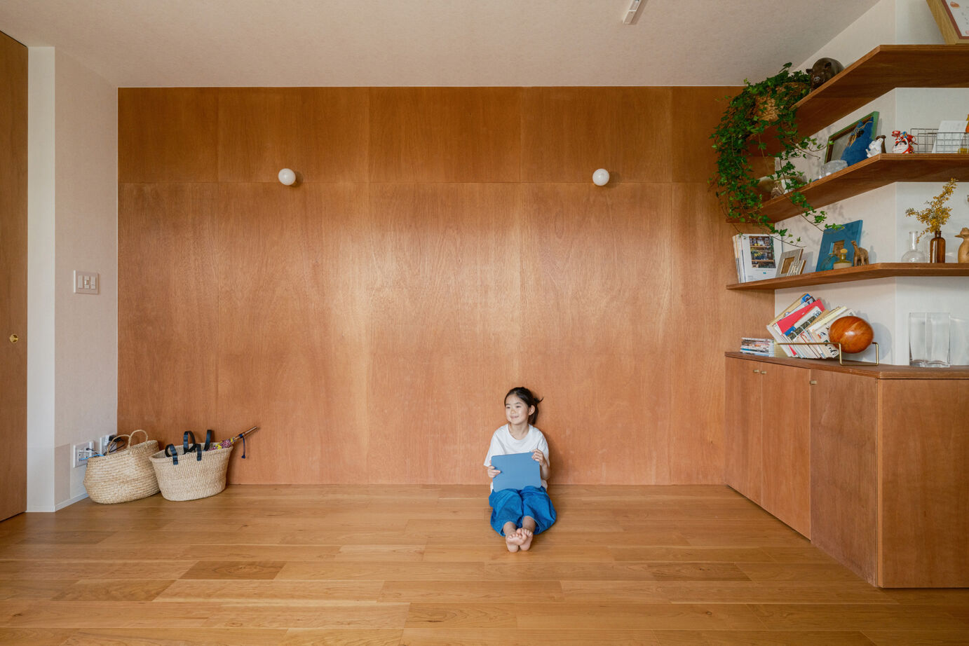 ハウスイズム建築設計事務所 【3500万円台/30坪台/間取り有】読書や音楽などが楽しめる憩いのスペースが、家族の豊かな時間を紡ぐ家の建築実例画像4