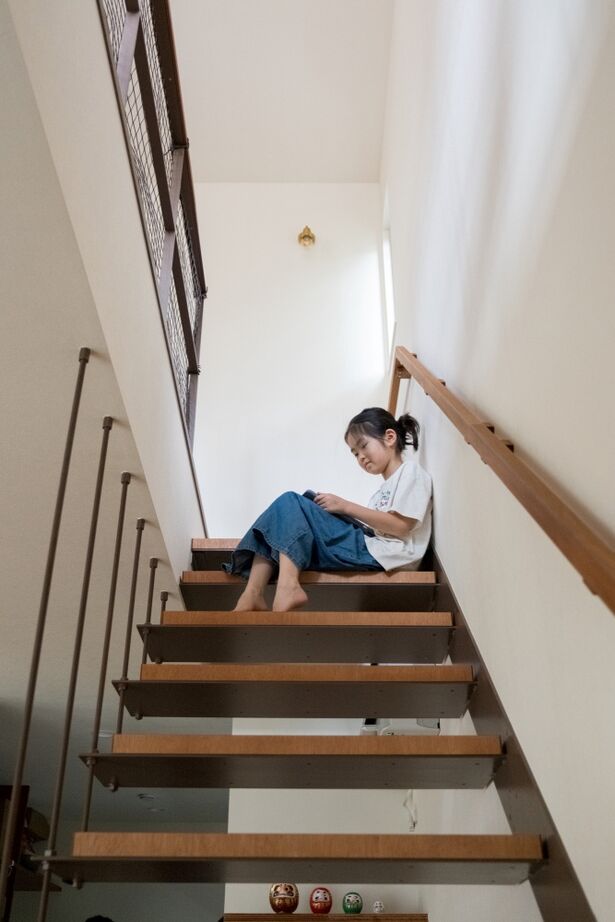 ハウスイズム建築設計事務所 【3500万円台/30坪台/間取り有】読書や音楽などが楽しめる憩いのスペースが、家族の豊かな時間を紡ぐ家の建築実例画像8