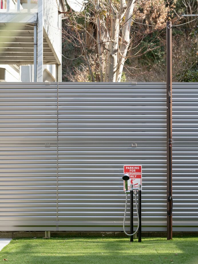 ハウスイズム建築設計事務所 【3500～3999万円/間取り有】青空の下、広い庭で子どもたちがのびのび遊ぶ。週末のひとときが特別な時間にの建築実例画像20