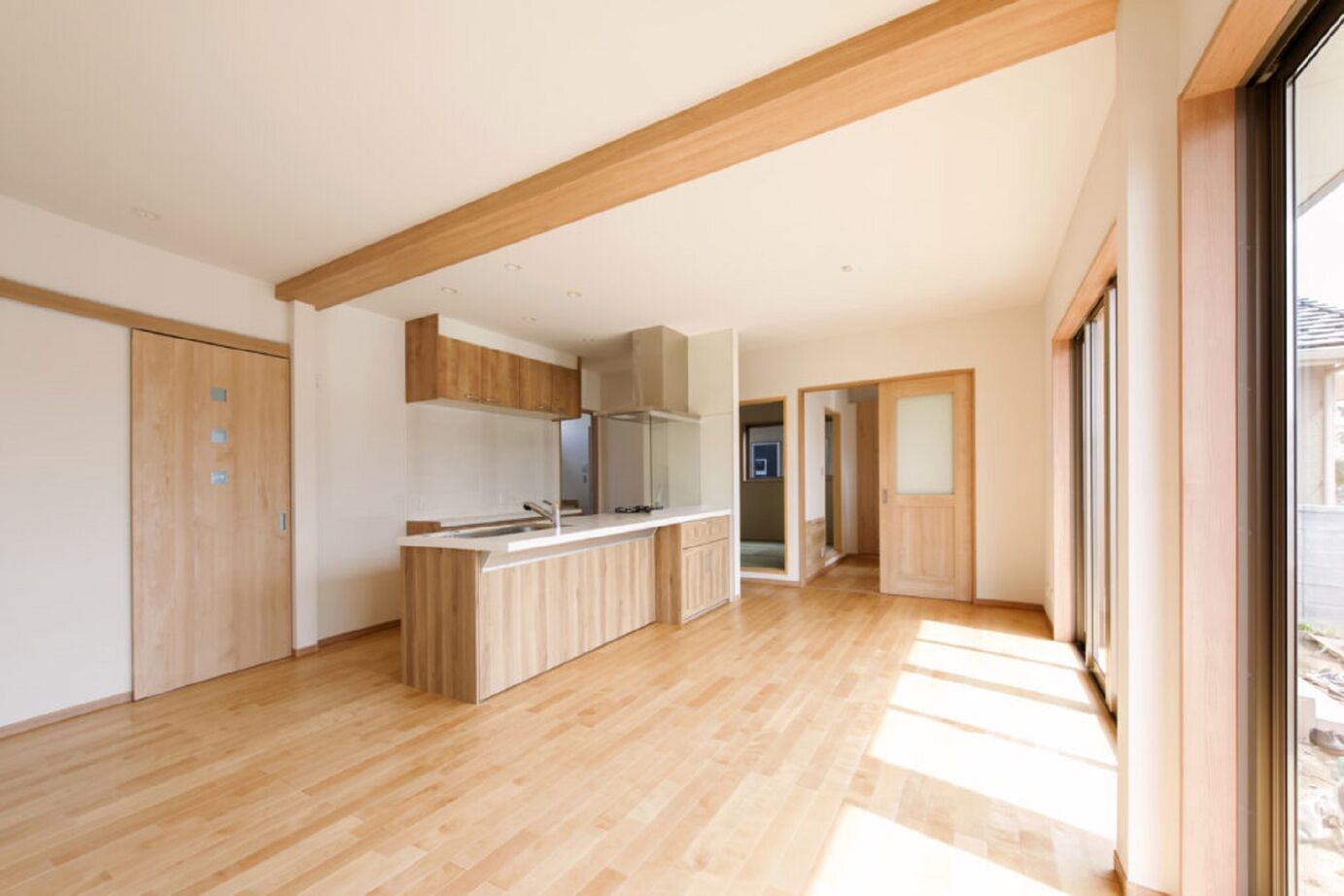 小向建設 【みどり市】自然光と木のぬくもりを感じる家の建築実例画像4