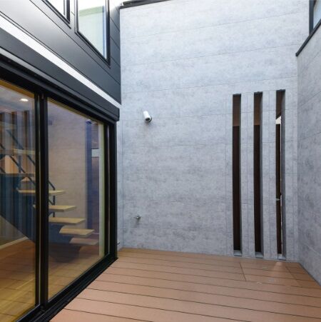 高井工務店 限られた面積でアウトドアリビングを実現したお家の建築実例画像3