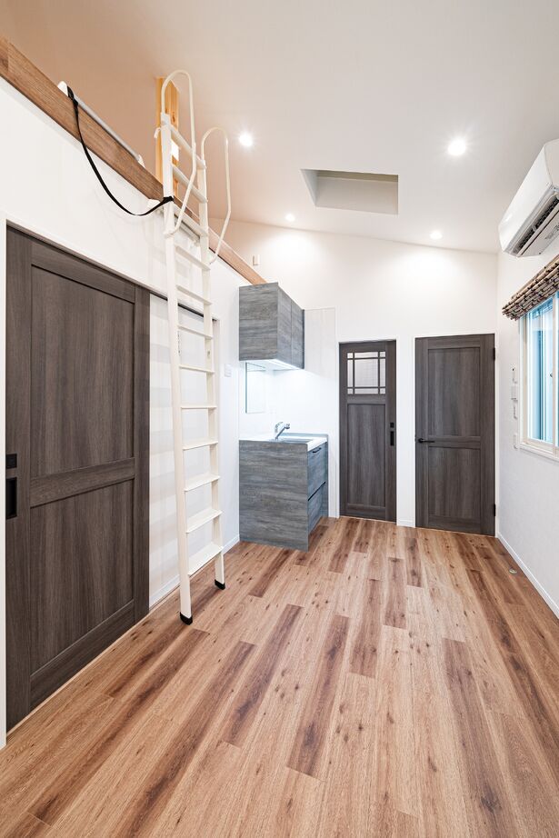 高井工務店 【大阪市内／狭小地／二世帯住宅】ビルトインガレージ付2階建&2世帯　都市型住宅の建築実例画像3