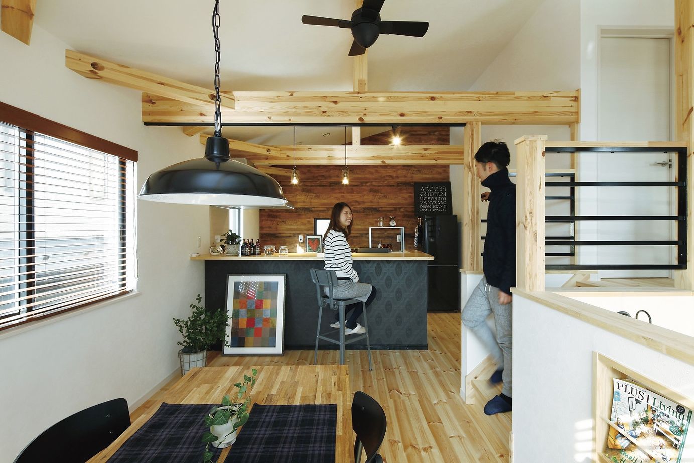 ヒロ建工 【1500～2000万円/20坪台/間取り有/埼玉県】スキップフロア＆吹き抜けカフェ風の家の建築実例画像2