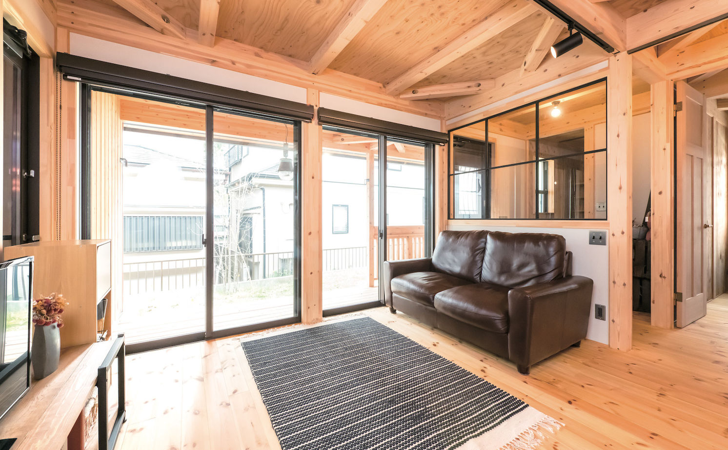 ヒロ建工 【2,000万円台/20坪台/間取り有/埼玉県】デザインや家事動線の理想も叶える 子育てがしやすい平屋の住まいの建築実例画像2