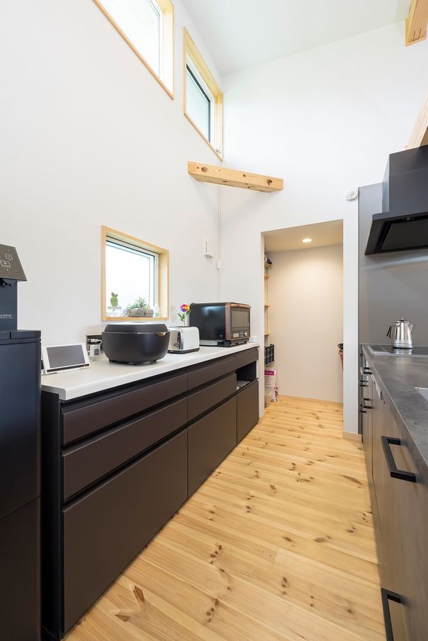 ヒロ建工 【2000万円台/間取り図有/埼玉県】大開口が内と外をつなぐアメリカンスタイルの平屋の建築実例画像6