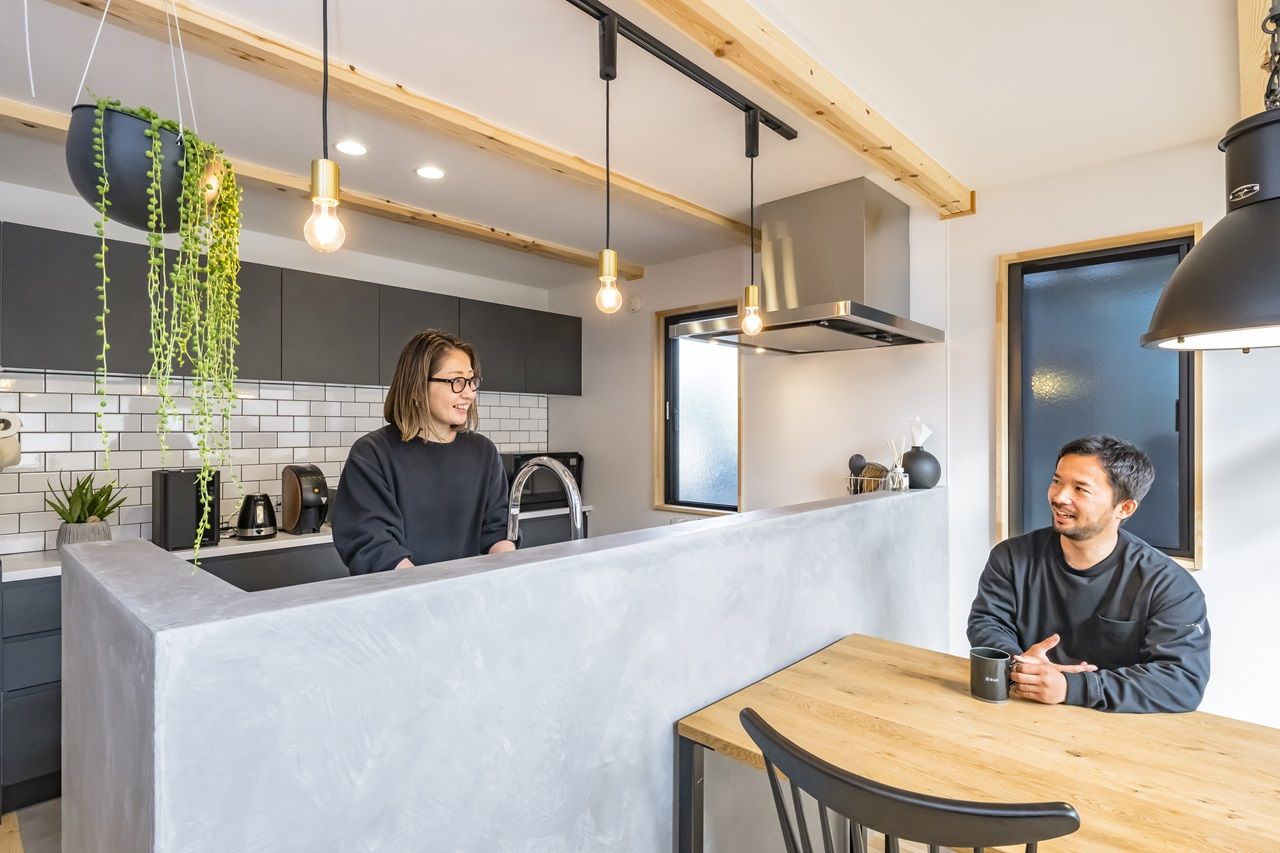 ヒロ建工 【2000万円台/間取り図有/埼玉県】ただいま！の後は洗面所に直行。便利な回遊動線の住まいの建築実例画像5