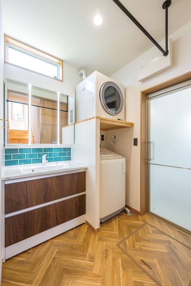 ヒロ建工 【2000万円台/間取り図有/埼玉県】日常がもっと楽しくなる、屋上バルコニーとガレージのある家の建築実例画像8