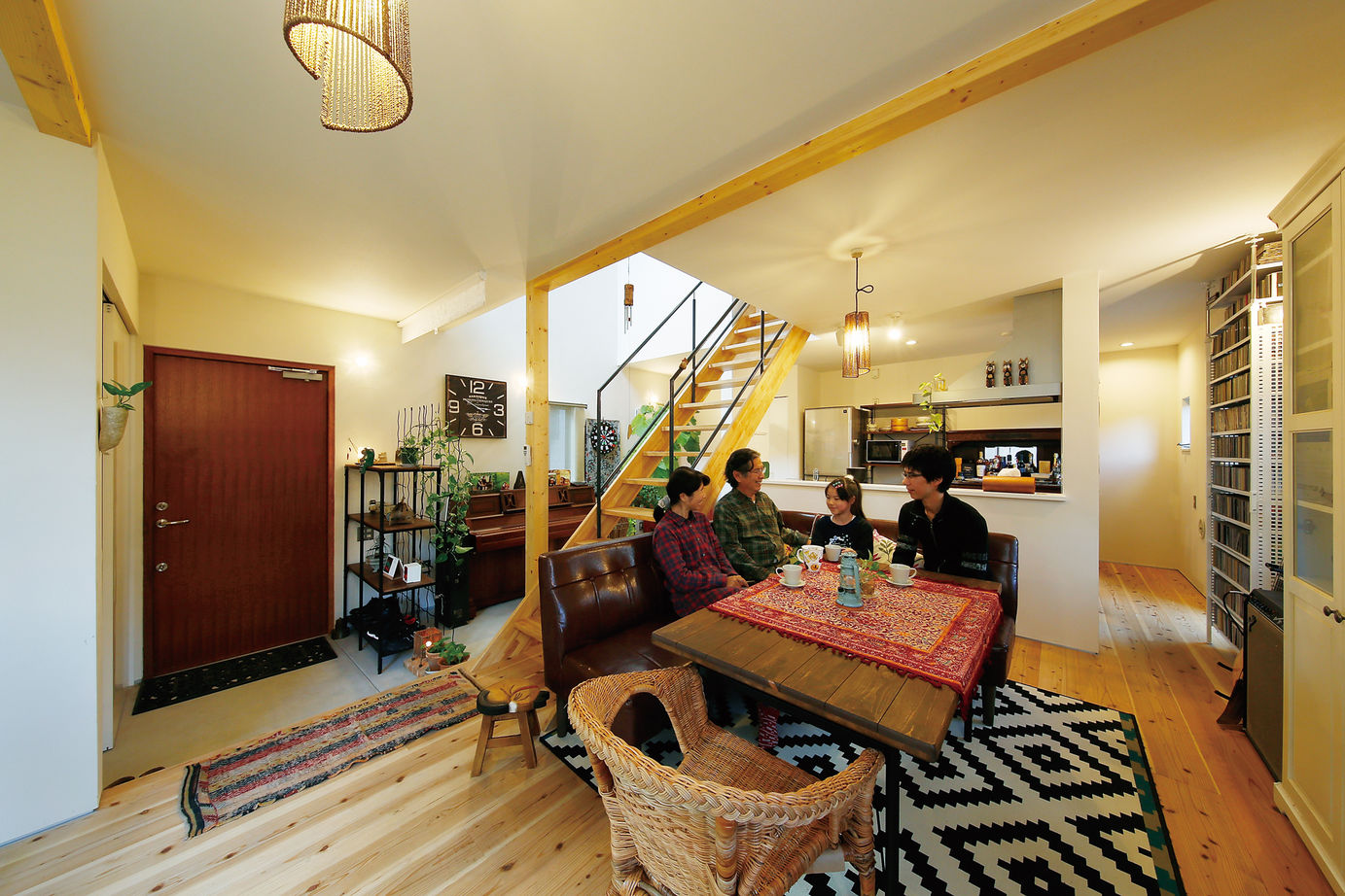 高山マテリアル 【1510万円/旗竿地/鎌倉市】ピッタリのスタイル！シンプルな箱型の家を自分好みに彩って＜間取り図有＞の建築実例画像3