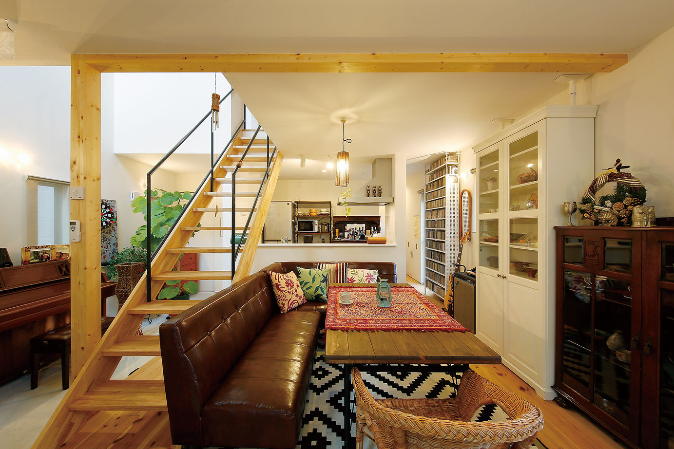 高山マテリアル 【1510万円/旗竿地/鎌倉市】ピッタリのスタイル！シンプルな箱型の家を自分好みに彩って＜間取り図有＞の建築実例画像6