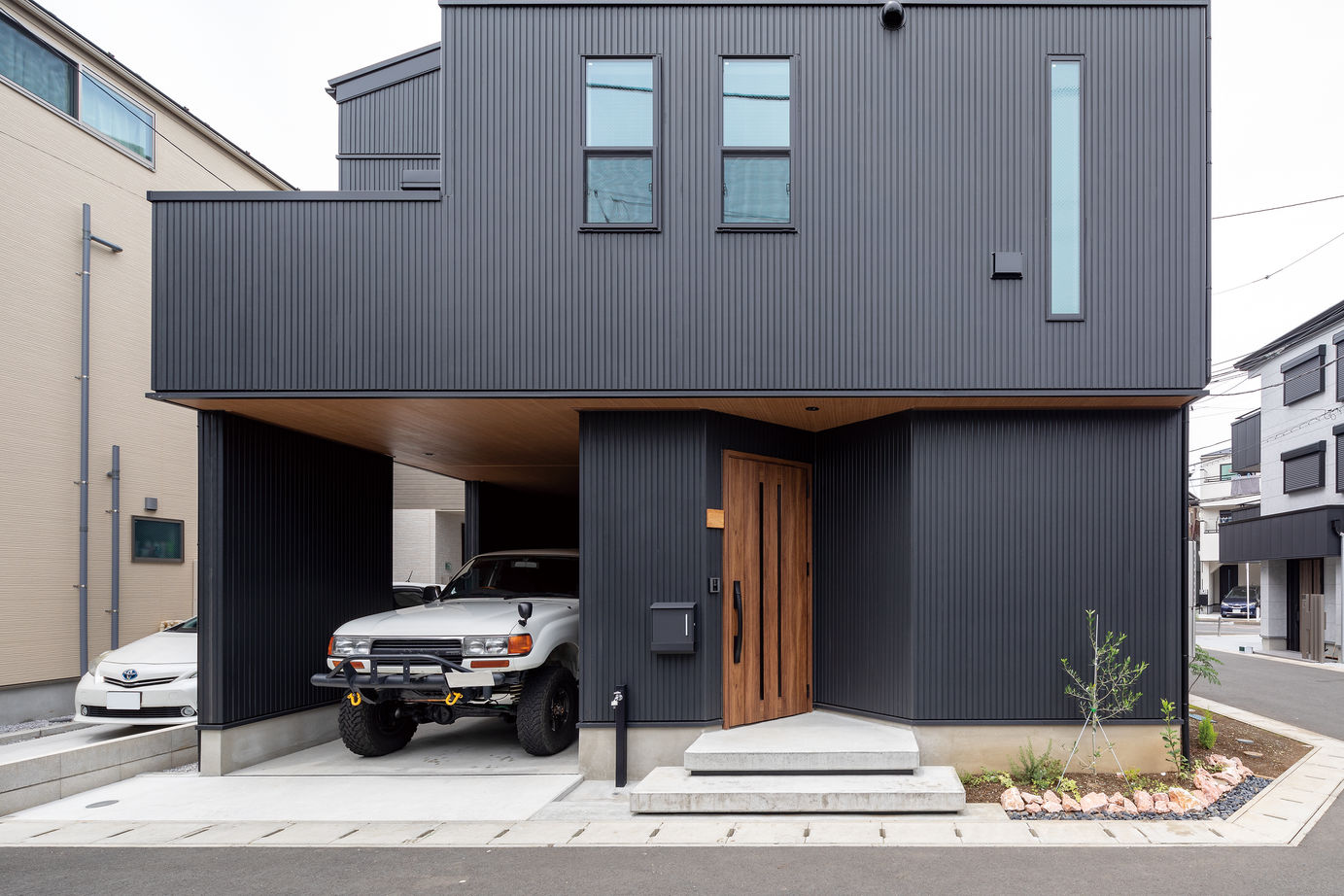 高山マテリアル 【1500万～1999万円/ビルドインガレージ/川崎市】開放感のある風通しの良い住まいの建築実例画像10