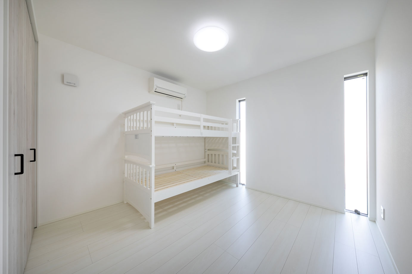 高山マテリアル 【1500万円～1999万円/間取り/吹き抜け/川崎市】開放的な2階建て住宅の建築実例画像8