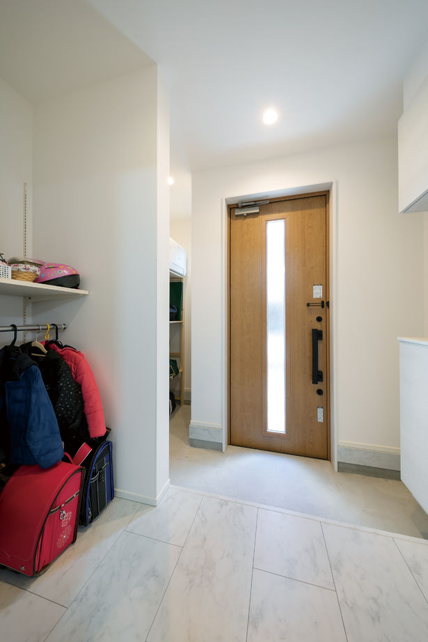 高山マテリアル 【1500万円～1999万円/間取り/吹き抜け/川崎市】開放的な2階建て住宅の建築実例画像9