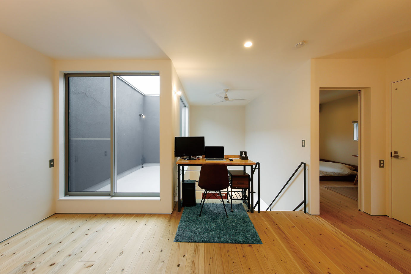 高山マテリアル 【1500万円～1999万円/逗子市】「湘南に住んで犬を飼おう！」。憧れの土地で夢を叶えた自然素材の家の建築実例画像6