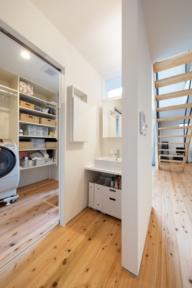 高山マテリアル 【1500万～1999万円/横浜市】サッカー練習できる吹き抜けの広々とした土間＆あったらいいなを叶える家の建築実例画像8