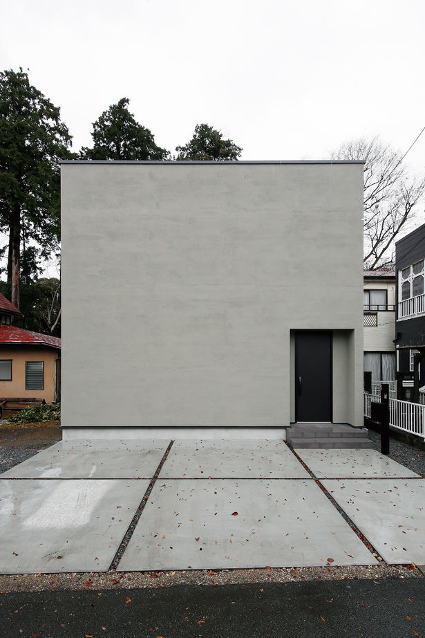 高山マテリアル 【1500万円～1999万円/大和市】趣味も楽しめる防音×収納抜群な住宅！スタイリッシュな佇まいにひとめぼれの建築実例画像2