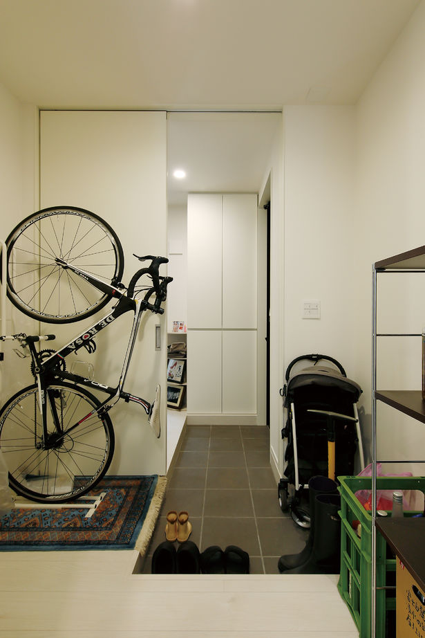 高山マテリアル 【1500万円～1999万円/大和市】趣味も楽しめる防音×収納抜群な住宅！スタイリッシュな佇まいにひとめぼれの建築実例画像9