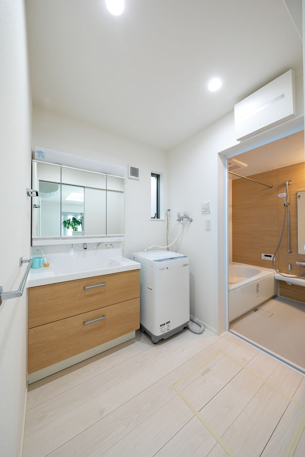 高山マテリアル 【1500万円～1999万円/大田区】限られた敷地で叶えた開放感！吹き抜け空間に光と風が溢れる住まいの建築実例画像8