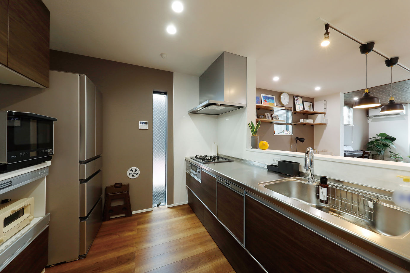 高山マテリアル 【2000万円台／敷地27.9坪／二世帯住宅/鎌倉市】狭小地を活かした屋上付き3階建て！それぞれの暮らしを尊重の建築実例画像5