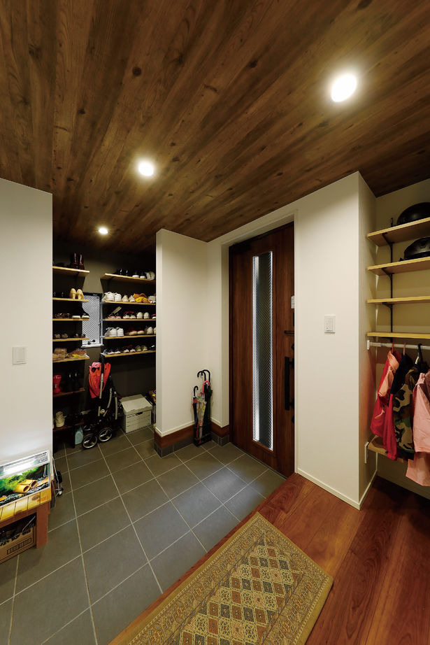 高山マテリアル 【2000万円台／敷地27.9坪／二世帯住宅/鎌倉市】狭小地を活かした屋上付き3階建て！それぞれの暮らしを尊重の建築実例画像10