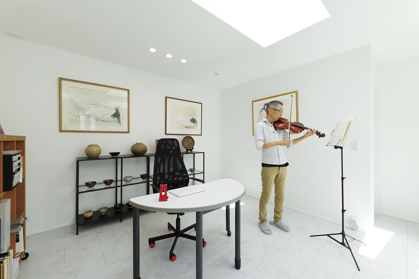 高山マテリアル 【2000万円台／吹き抜け／間取り図有／世田谷区】コンパクトな箱型フォルムの住まいでシンプルに暮らす！の建築実例画像6