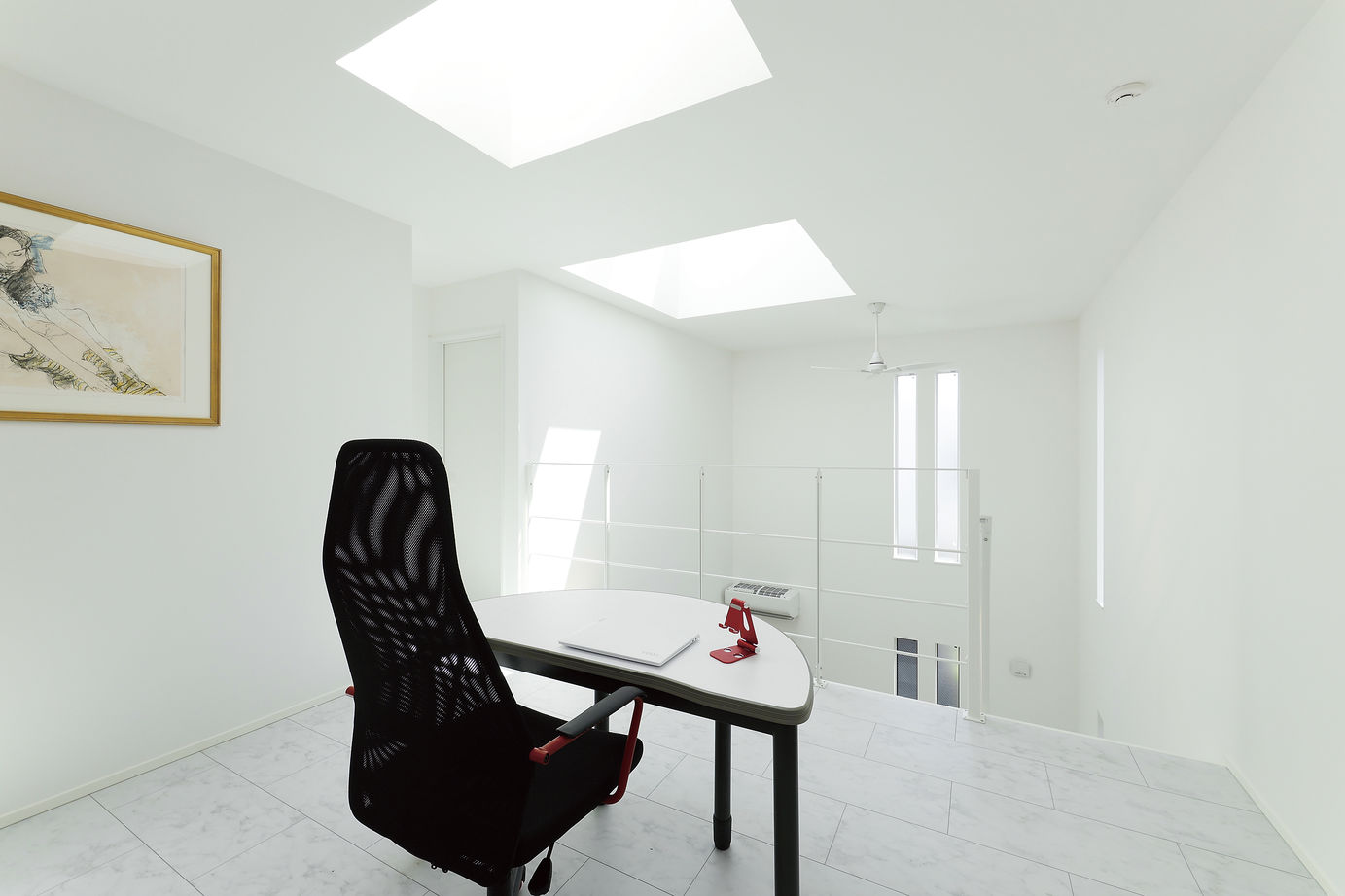 高山マテリアル 【2000万円台／吹き抜け／間取り図有／世田谷区】コンパクトな箱型フォルムの住まいでシンプルに暮らす！の建築実例画像7