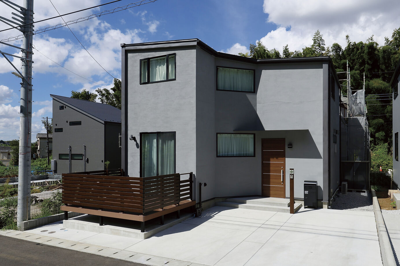 高山マテリアル 【2000万円～2499万円／収納充実／家事動線／間取図有】子育てに優しい、快適な動線も叶えたデザイン住宅の建築実例画像3