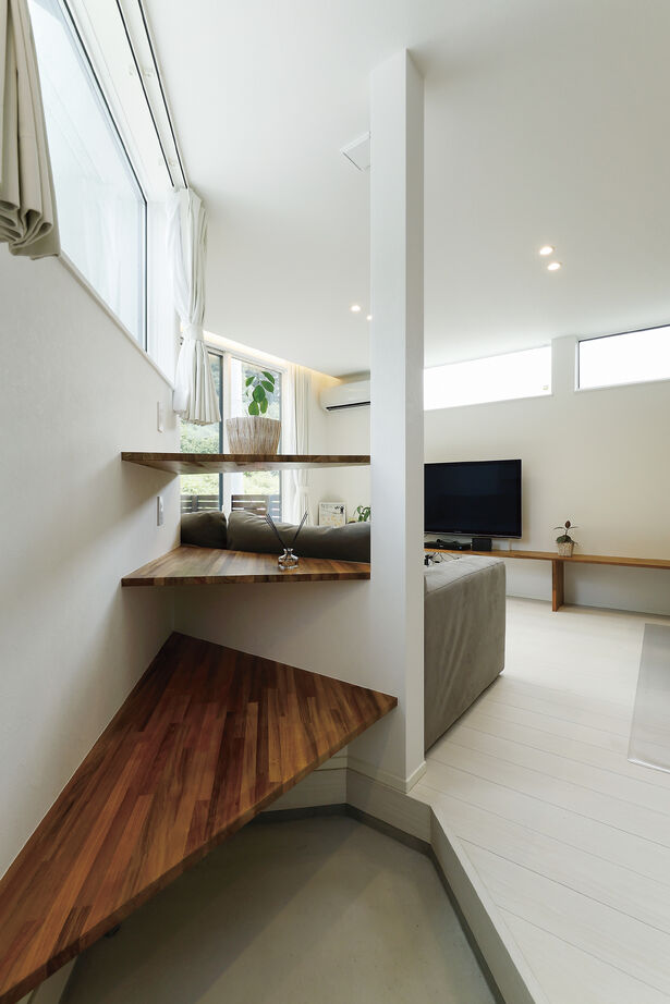 高山マテリアル 【2000万円～2499万円／収納充実／家事動線／間取図有】子育てに優しい、快適な動線も叶えたデザイン住宅の建築実例画像6