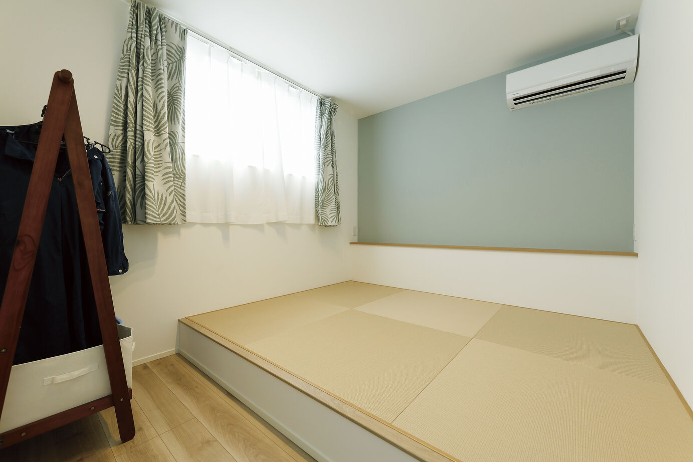 高山マテリアル 【2000万円～2499万円／収納充実／家事動線／間取図有】子育てに優しい、快適な動線も叶えたデザイン住宅の建築実例画像9