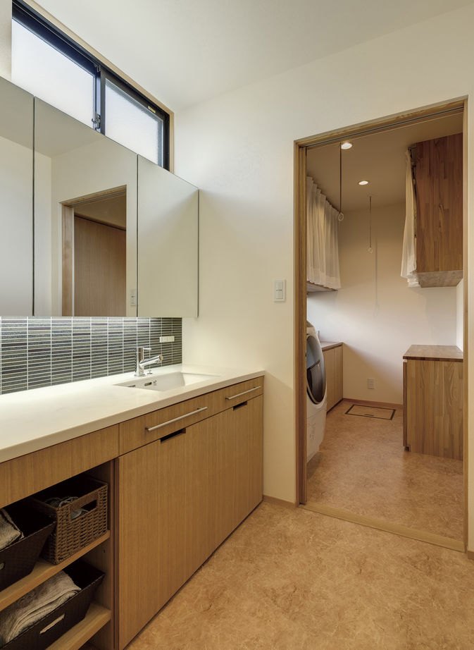 関工務所 【平屋／モダン】自社大工の技術に心を寄せて　熟練の匠と創った美しい住まいの建築実例画像9