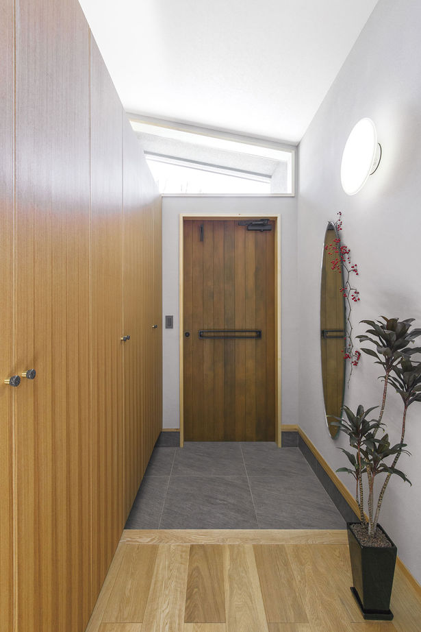 関工務所 【本体価格2500～2999万円/40.8坪】平屋の板張りの家の建築実例画像2