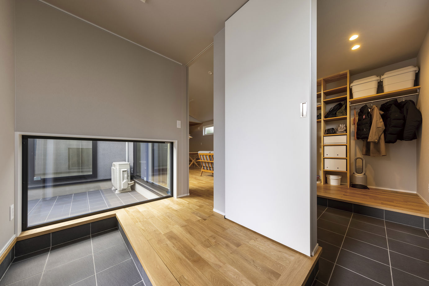 関工務所 【本体価格2000～2499万円/平屋】プライバシーと開放感を両立した中庭のある平屋の家の建築実例画像3