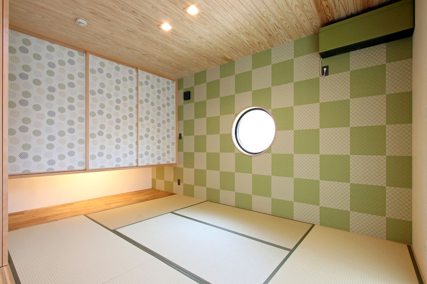 関工務所 大きなガレージと和のインテリアを感じられる家の建築実例画像3