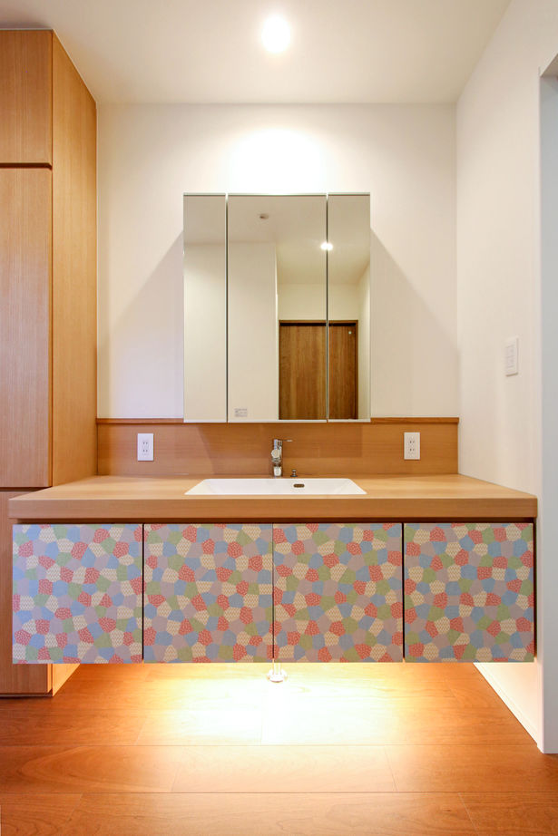 関工務所 大きなガレージと和のインテリアを感じられる家の建築実例画像4