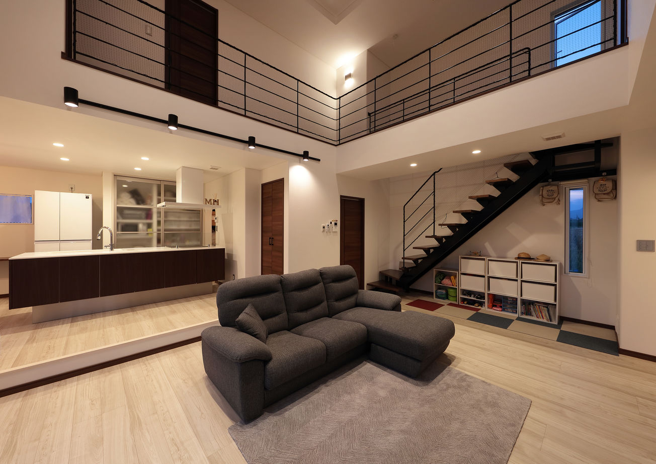 ソーフィールドホーム 【本体価格1500～1999万円】間接照明がモダンな空間を演出。美しさと暮らしやすさを追求の建築実例画像4