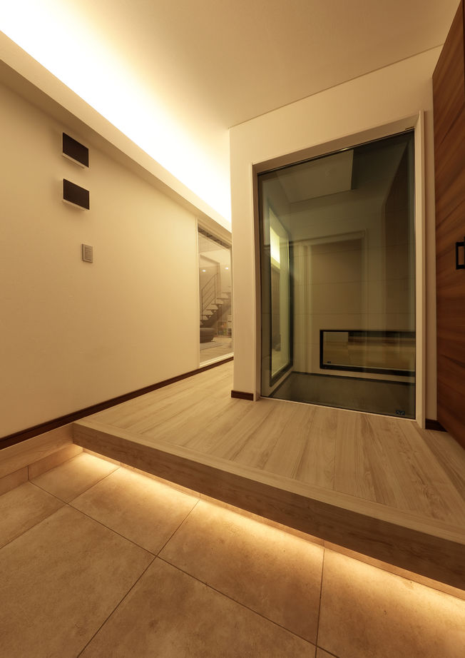 ソーフィールドホーム 【本体価格1500～1999万円】間接照明がモダンな空間を演出。美しさと暮らしやすさを追求の建築実例画像6