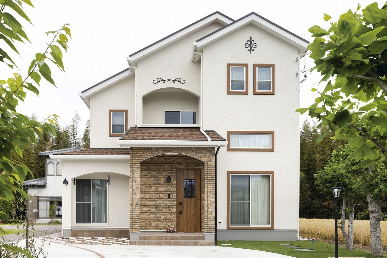 ソーフィールドホーム 【本体価格2000～2500万円 /自然素材/全館空調/ 37.7坪】「らしさ」を楽しむヨーロピアンの建築実例画像1