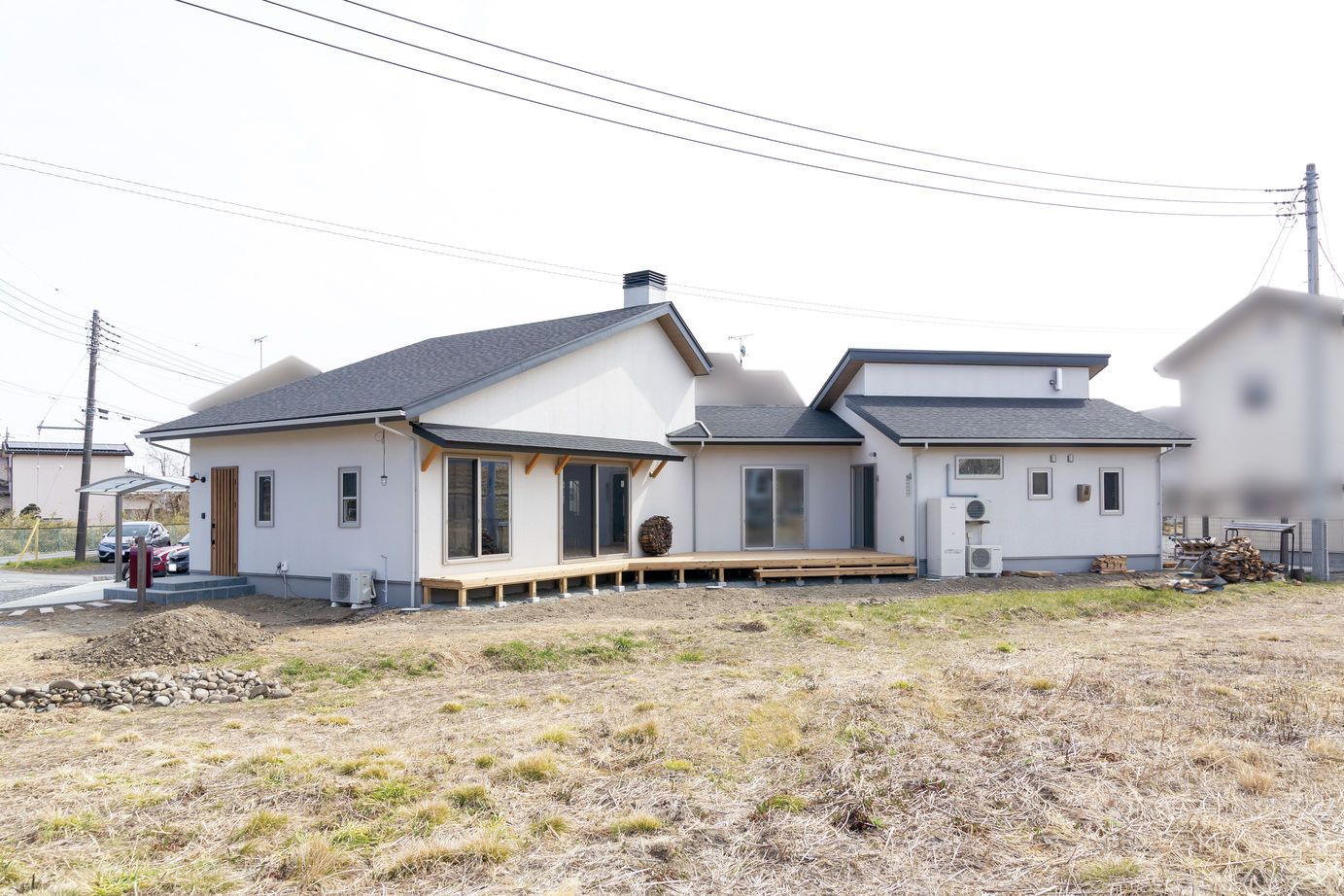 ソーフィールドホーム 豊かな素材感やデザインを追求　寛ぎのナチュラルモダンな平屋の建築実例画像2