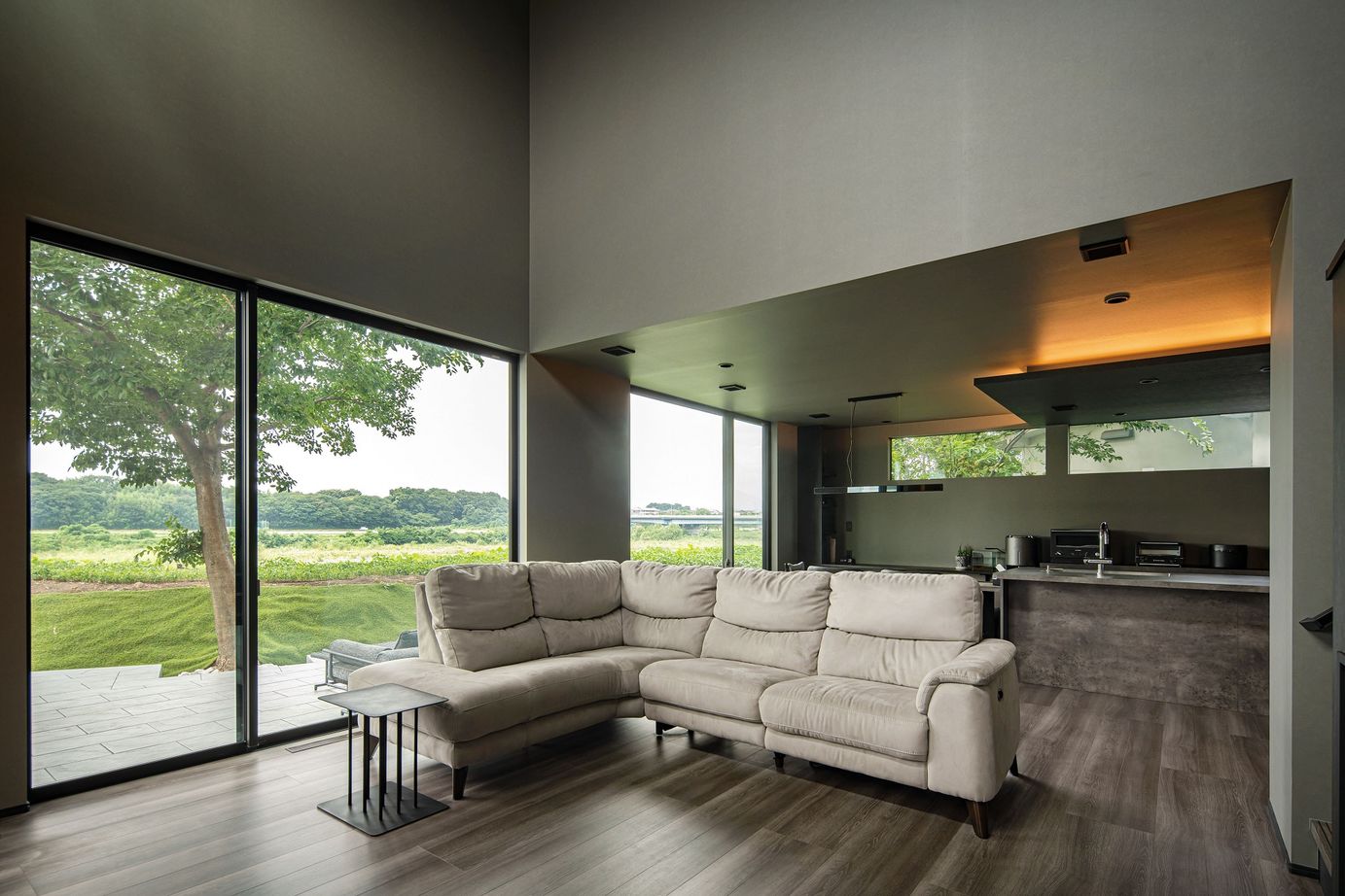 ソーフィールドホーム 各部屋にエアコンを「設置しない」海外ホテルを手本に建てた快適な家の建築実例画像3